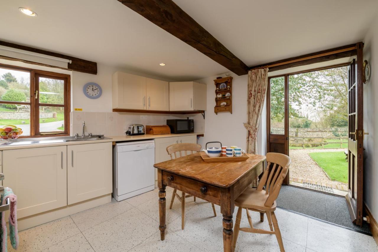 Luccombe Farm Holiday Cottages Milton Abbas Buitenkant foto