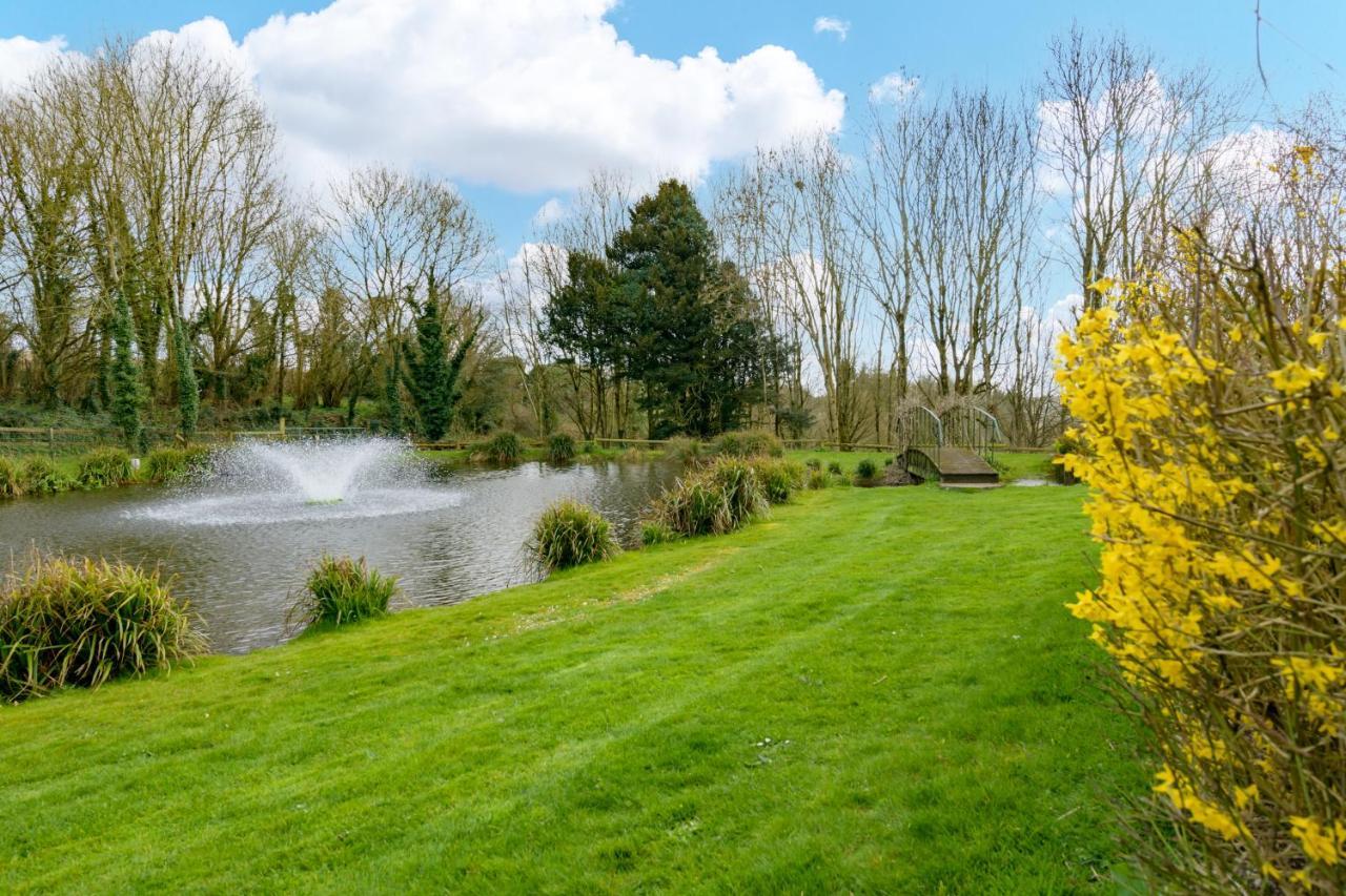 Luccombe Farm Holiday Cottages Milton Abbas Buitenkant foto