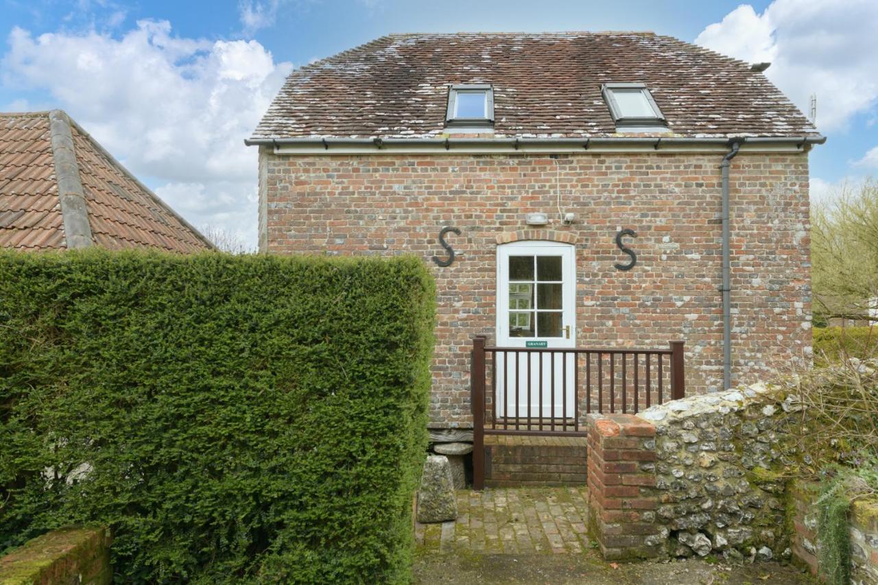 Luccombe Farm Holiday Cottages Milton Abbas Buitenkant foto