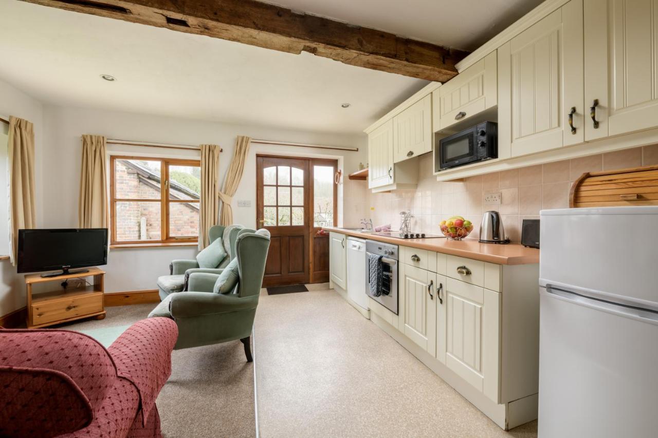 Luccombe Farm Holiday Cottages Milton Abbas Buitenkant foto